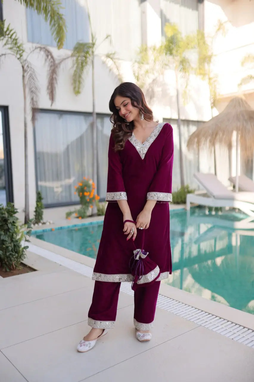 Velvet Zari Mirror Work Kurta Pant Set With Batwa