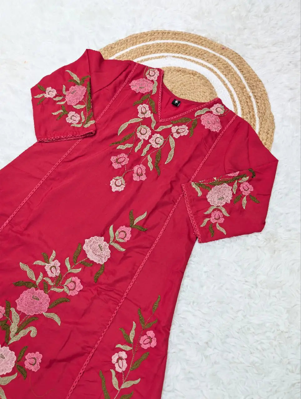 Viscose Chanderi Embroidered Kurti Set