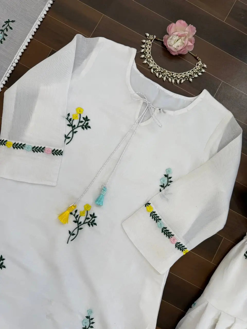 White Chanderi Thread Work Suit Set