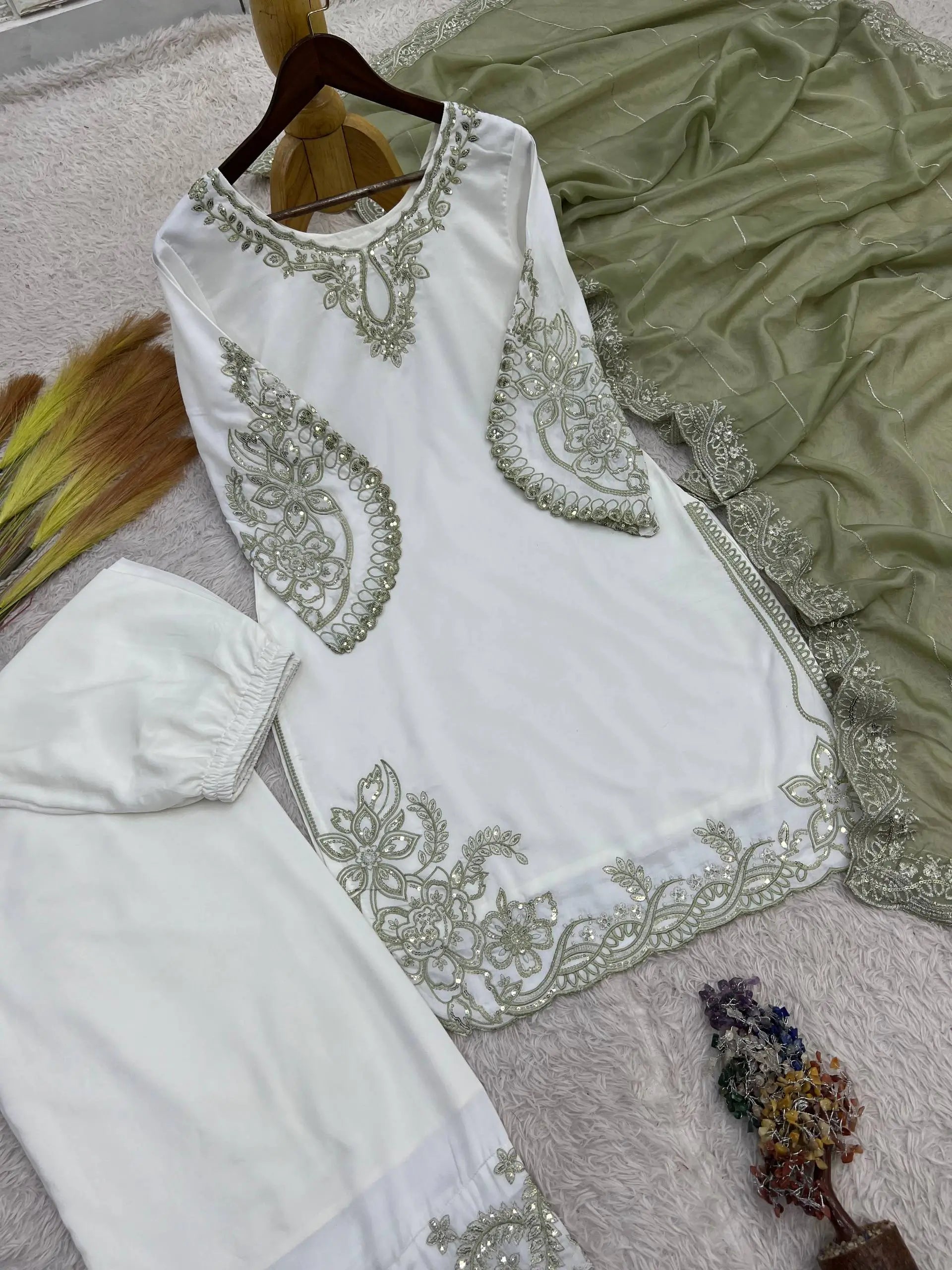 White Cutwork Embroidered Kurti