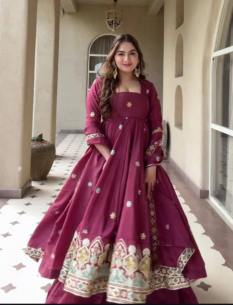Wine Booti Border Anarkali