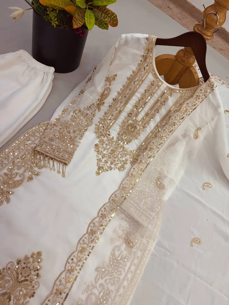 Zari Sequin Embroidered Palazzo Suit